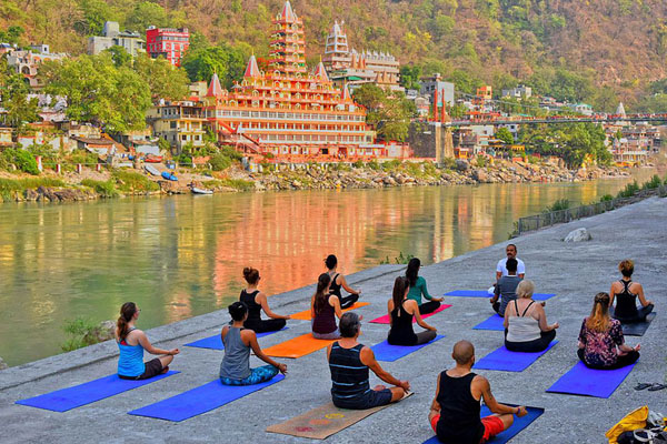 500 Hour Yoga Teacher Training in Rishikesh: A Journey to Mastery