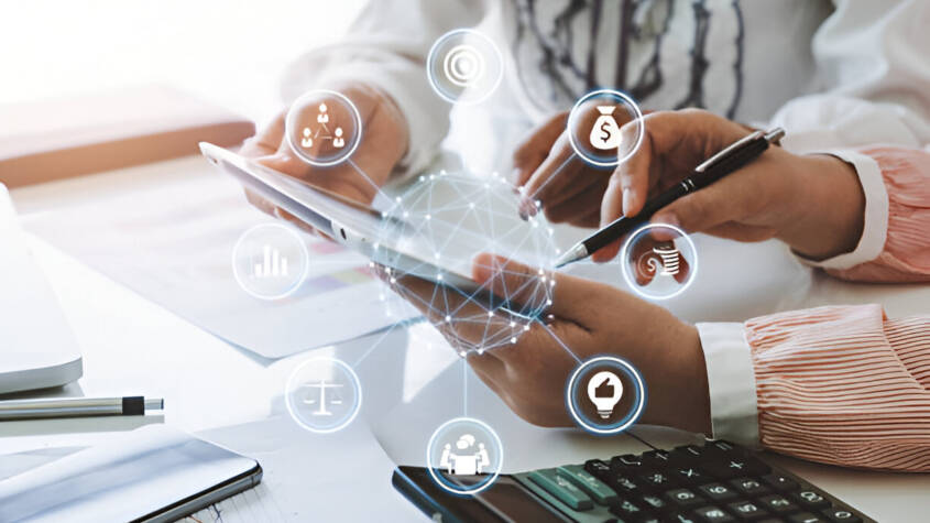 Payroll HRIS Software