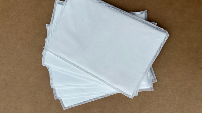 oil absorbent pads Canada